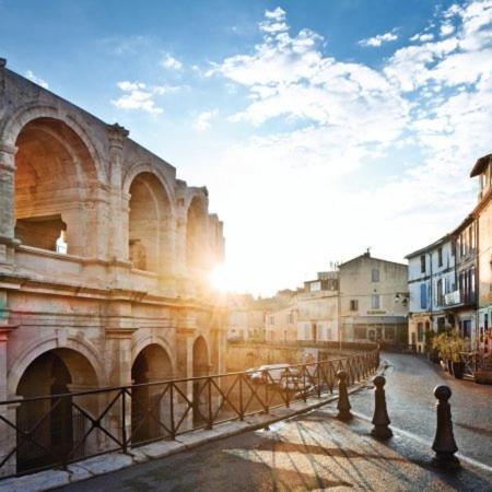 Le Mas Saint Jean Mezoargues ภายนอก รูปภาพ